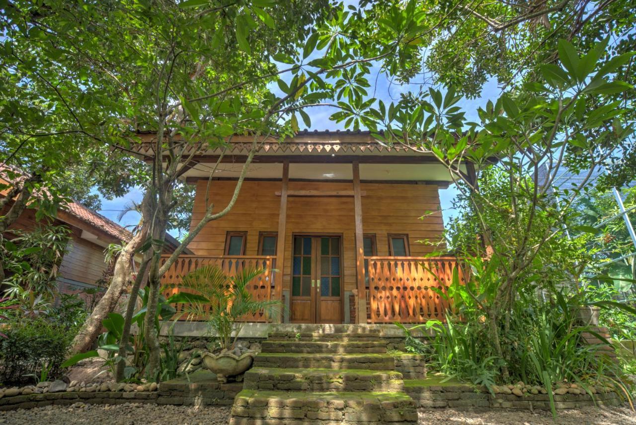 Bata Merah Homestay 外南梦 外观 照片