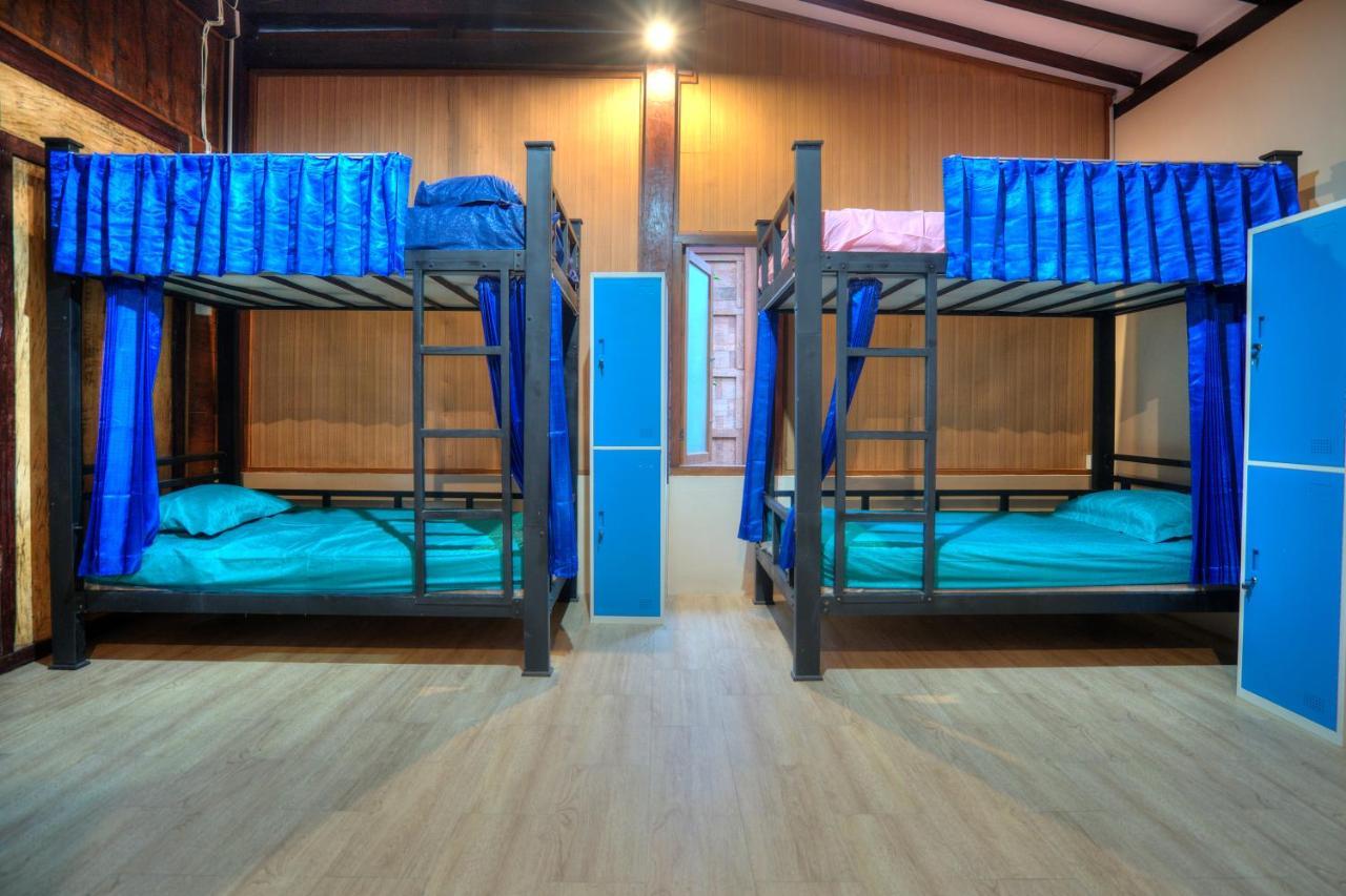 Bata Merah Homestay 外南梦 外观 照片