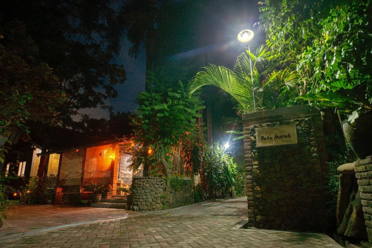 Bata Merah Homestay 外南梦 外观 照片