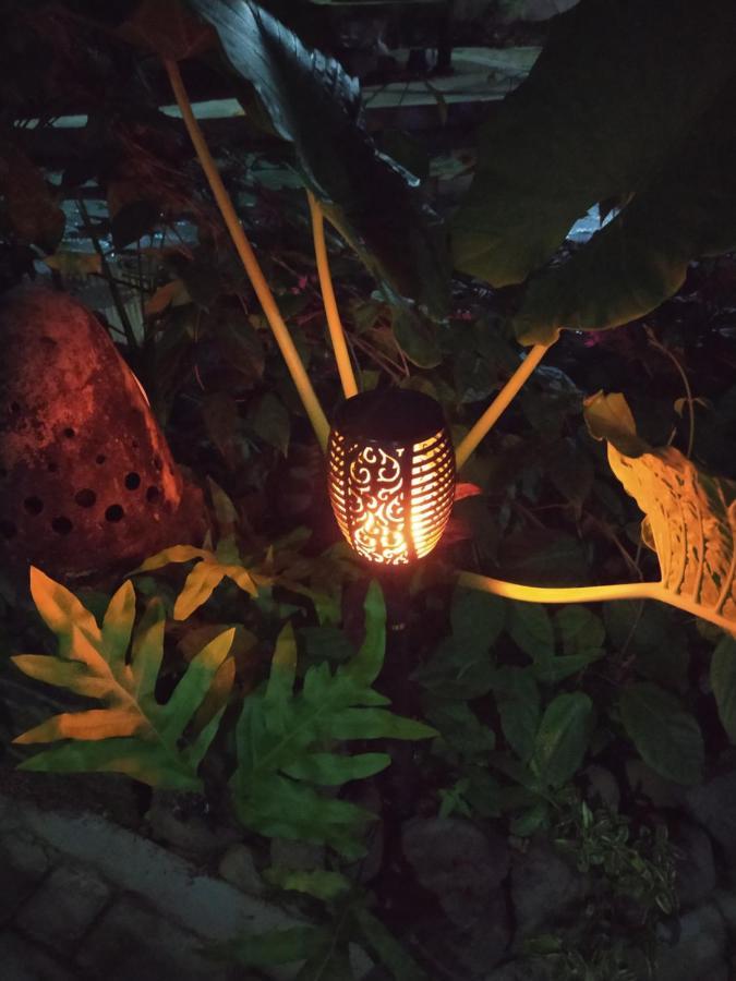 Bata Merah Homestay 外南梦 外观 照片