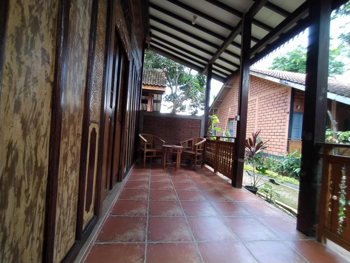 Bata Merah Homestay 外南梦 外观 照片